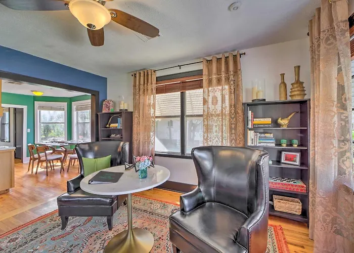Сasa de vacaciones Amazing Musical Abode In Expo Square Neighborhood!