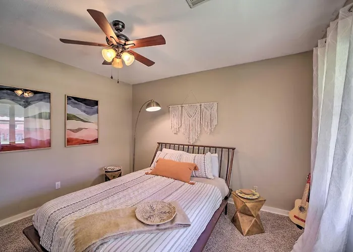 Holiday home Amazing Musical Abode In Expo Square Neighborhood!